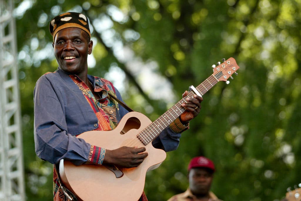 Oliver Mtukudzi