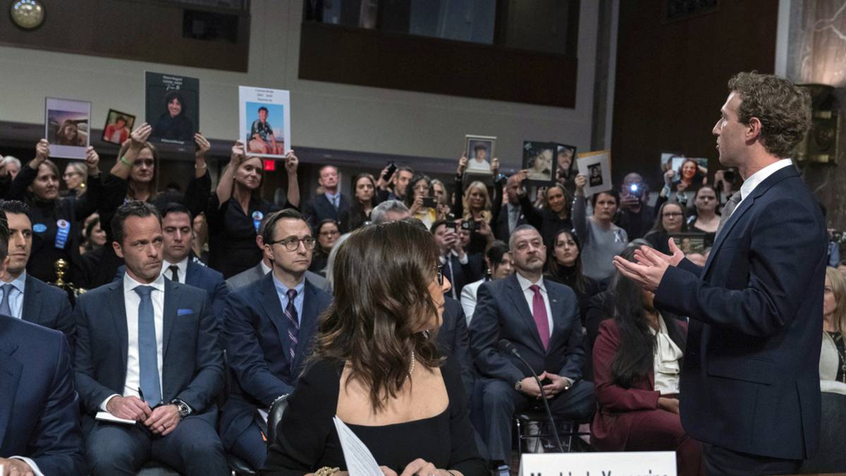 Mark Zuckerberg at Senate