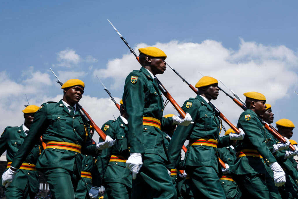 TOPSHOT ZIMBABWE POLITICS DEFENCE MILITARY